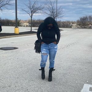 Meet your Posher, Jazmine